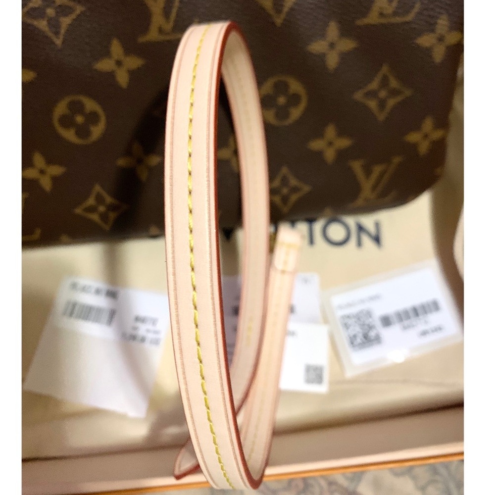 🆕🥰❤️Louis Vuitton POCHETTE ACCESSOIRES Monogram - Picture 6 of 7